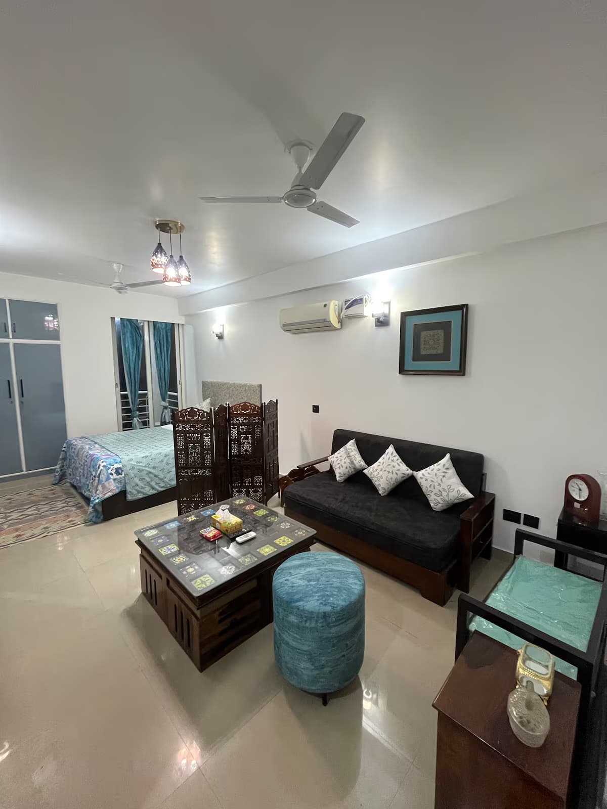 Blues & Royal Studio Homes|Business & Leisure Stay view 2
